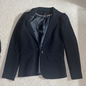 H&M great looking black blazer with puff sleeve   Fitted and so sharp size 8